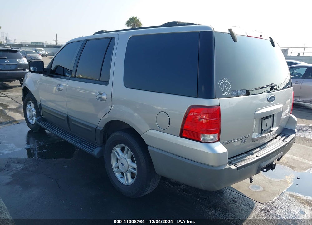 2003 FORD EXPEDITION XLT VIN: 1FMRU15W03LC50240