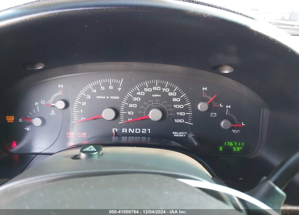 2003 FORD EXPEDITION XLT VIN: 1FMRU15W03LC50240