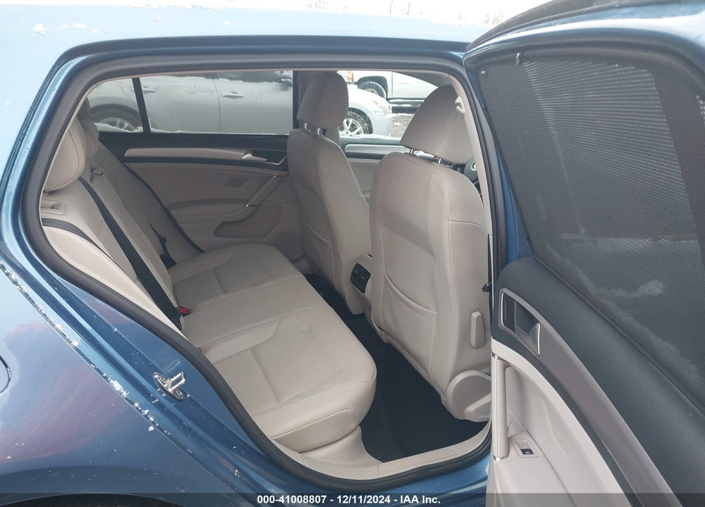 2015 VOLKSWAGEN E-GOLF SEL PREMIUM VIN: WVWPP7AU2FW903244