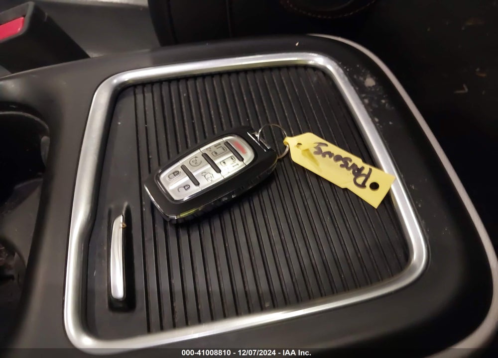 2018 CHRYSLER PACIFICA TOURING L PLUS VIN: 2C4RC1EG0JR330237