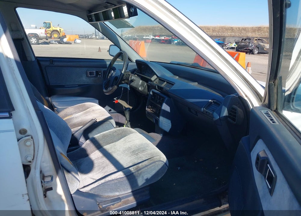 1989 HONDA CIVIC LX VIN: 1HGED3559KA027308