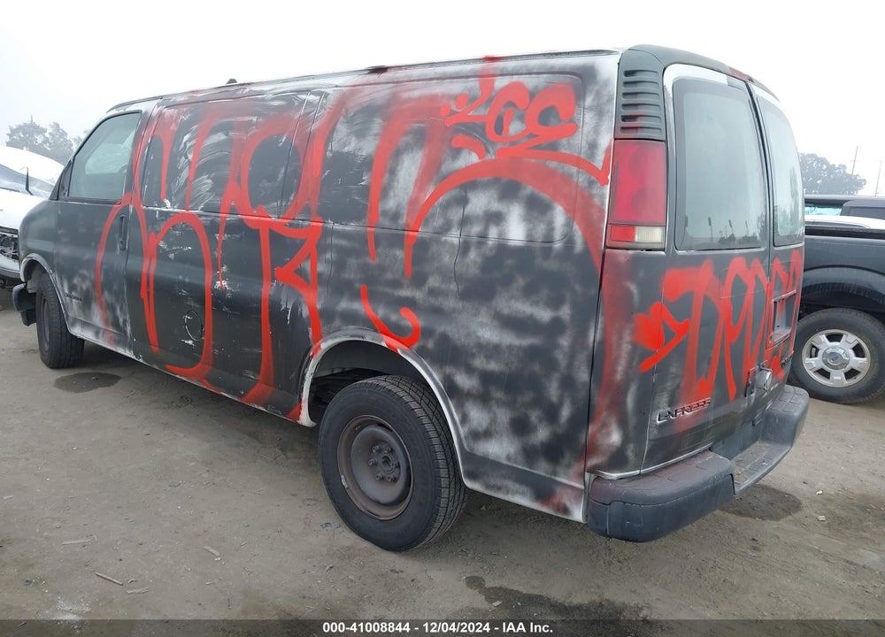 2001 CHEVROLET EXPRESS VIN: 1GCFG25W711135227