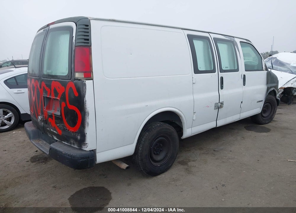 2001 CHEVROLET EXPRESS VIN: 1GCFG25W711135227