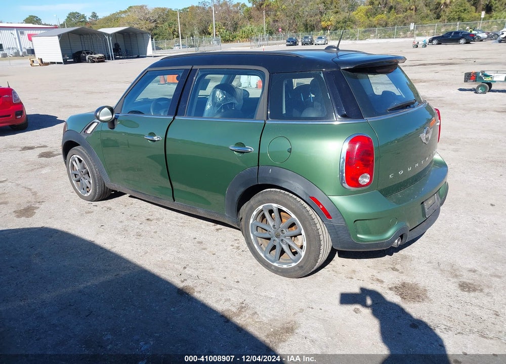 2015 MINI COUNTRYMAN COOPER S VIN: WMWZC3C58FWT02419
