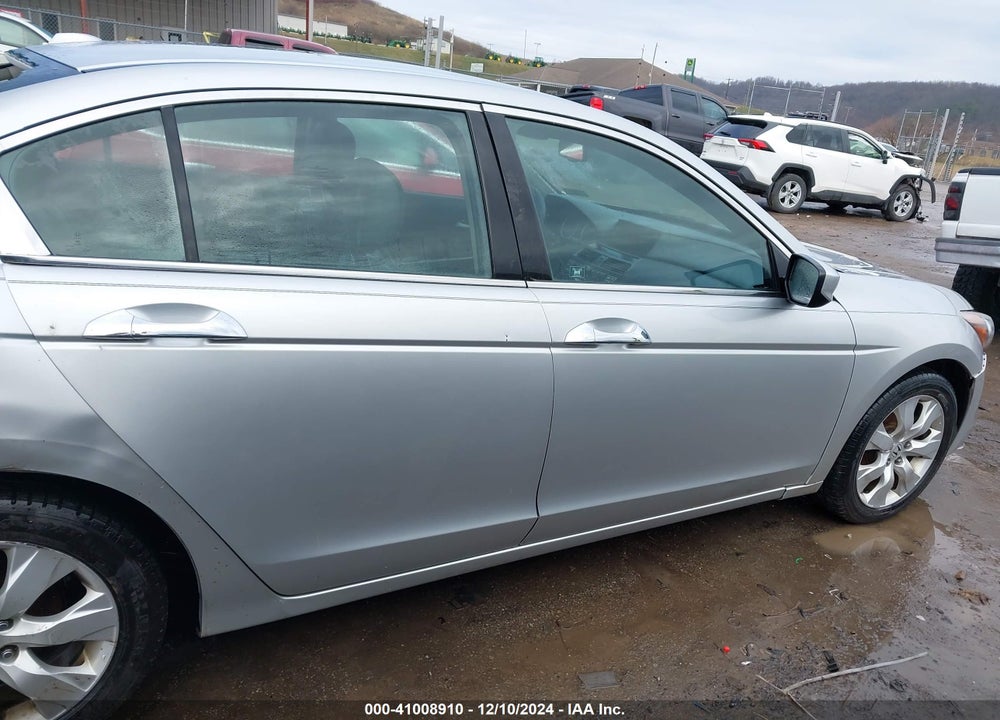 2010 HONDA ACCORD 3.5 EX-L VIN: 1HGCP3F89AA030084