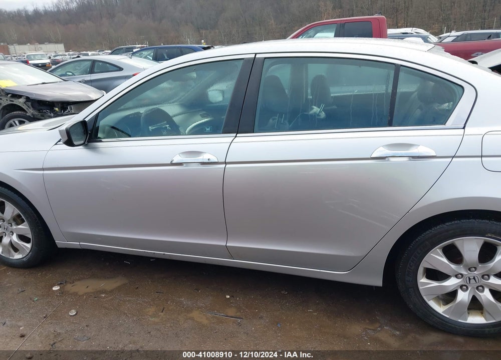 2010 HONDA ACCORD 3.5 EX-L VIN: 1HGCP3F89AA030084