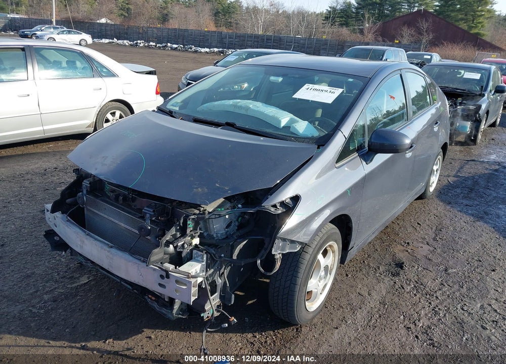2011 TOYOTA PRIUS TWO VIN: JTDKN3DU8B5356243