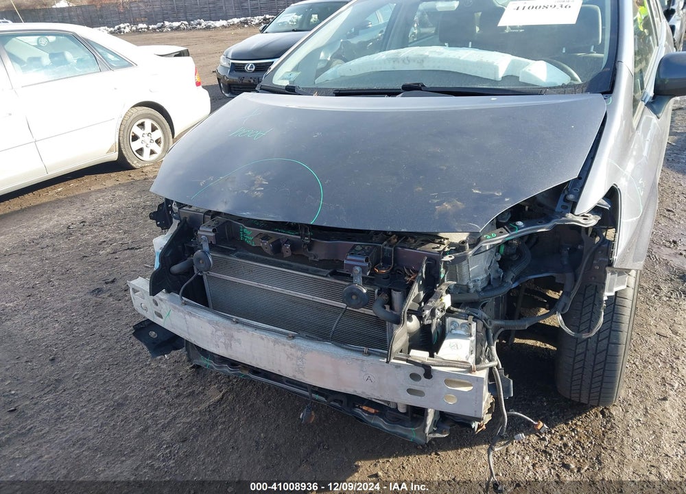 2011 TOYOTA PRIUS TWO VIN: JTDKN3DU8B5356243