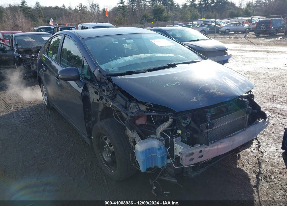 2011 TOYOTA PRIUS TWO VIN: JTDKN3DU8B5356243