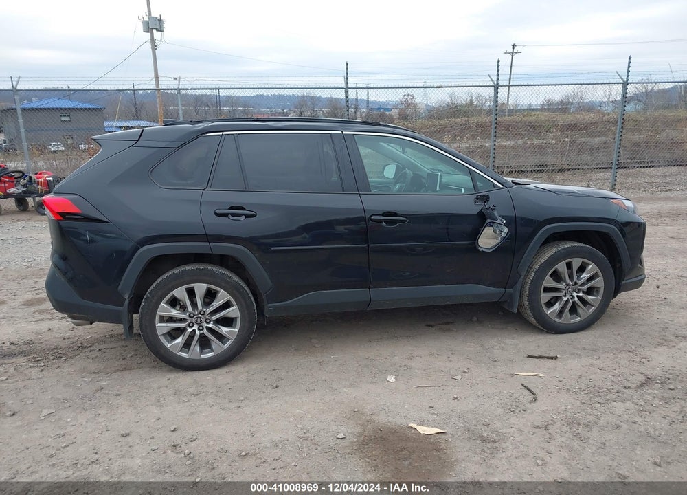 2023 TOYOTA RAV4 XLE PREMIUM VIN: 2T3A1RFV8PC336947