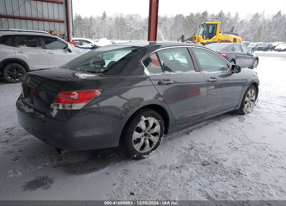 2009 HONDA ACCORD 2.4 EX VIN: 1HGCP26729A094268