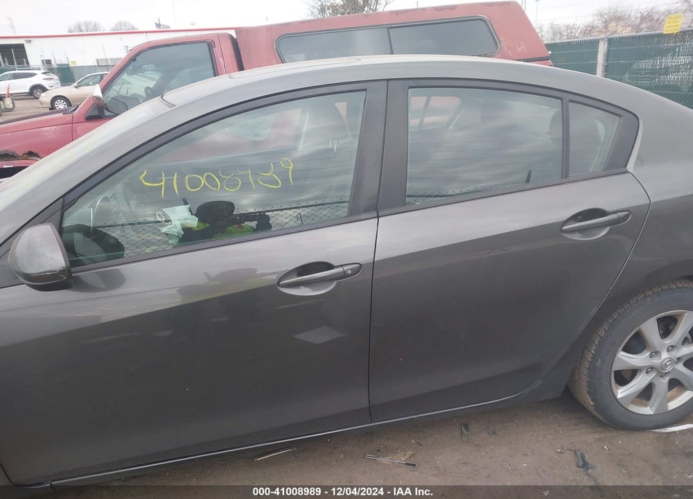 2010 MAZDA 3 I TOURING VIN: JM1BL1SFXA1349251