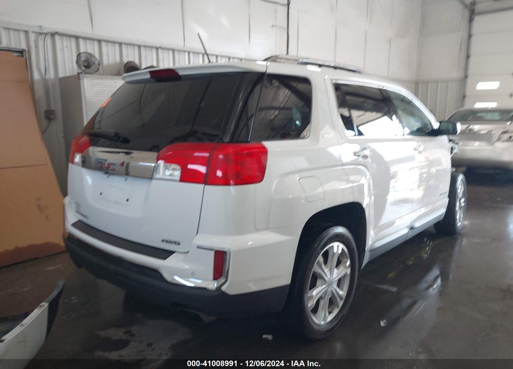 2017 GMC TERRAIN SLT VIN: 2GKFLUE33H6172820