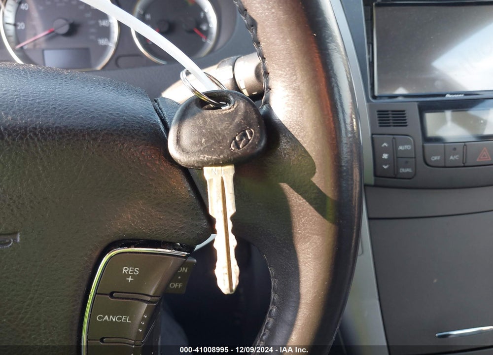 2009 HYUNDAI SONATA LIMITED VIN: 5NPEU46C49H547520