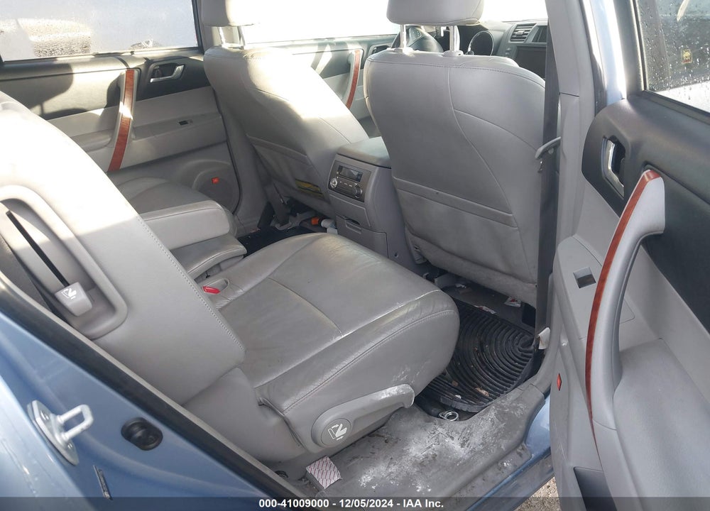 2008 TOYOTA HIGHLANDER LIMITED VIN: JTEES42A682014719