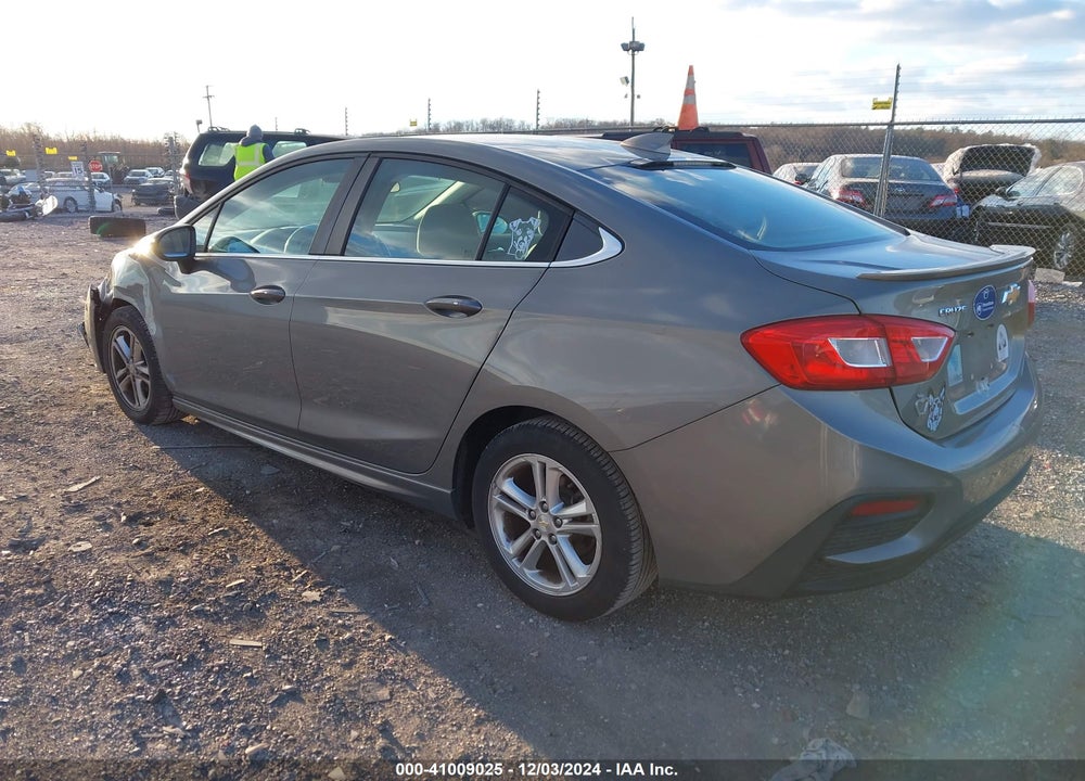 2017 CHEVROLET CRUZE LT AUTO VIN: 1G1BE5SM5H7142783