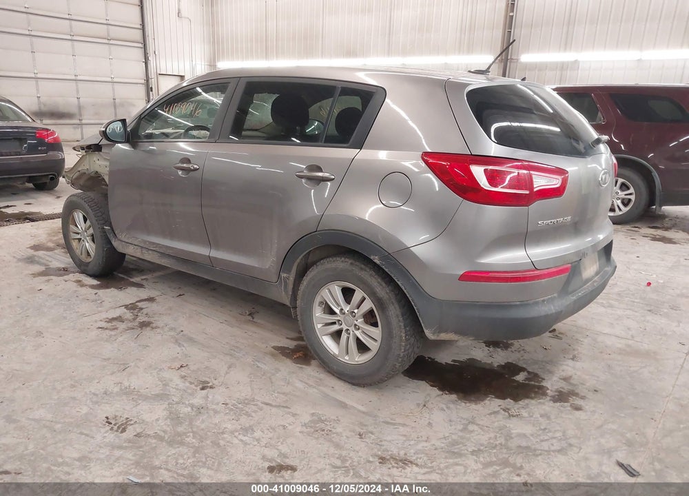2011 KIA SPORTAGE LX VIN: KNDPB3A21B7082227