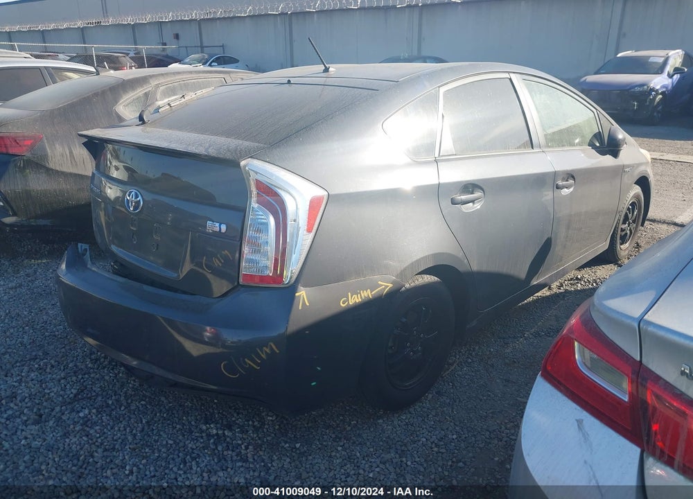 2015 TOYOTA PRIUS TWO VIN: JTDKN3DUXF0473759