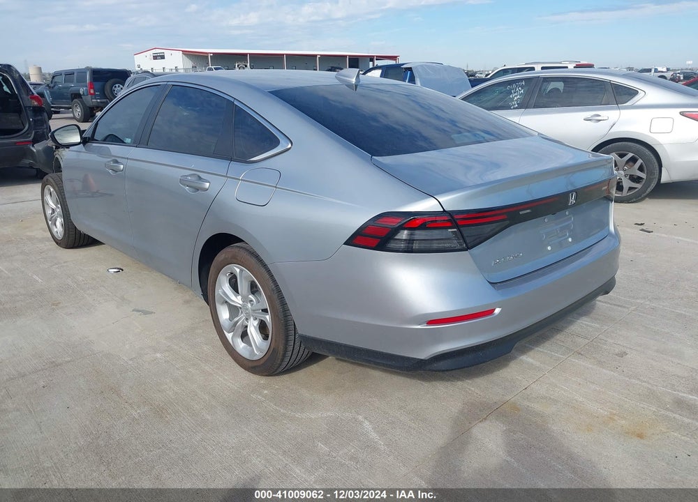 2024 HONDA ACCORD LX VIN: 1HGCY1F26RA069109