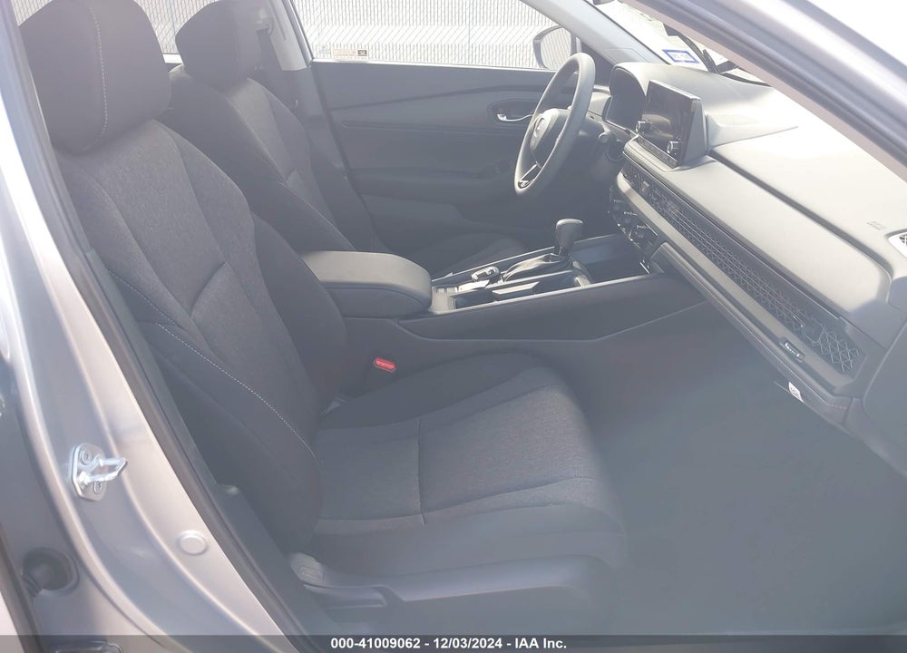 2024 HONDA ACCORD LX VIN: 1HGCY1F26RA069109