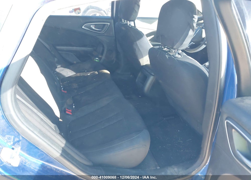 2015 CHRYSLER 200 LIMITED VIN: 1C3CCCAB6FN561051
