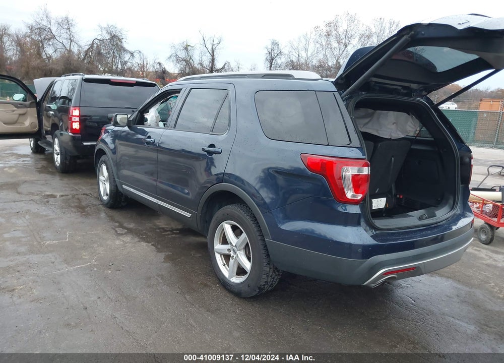 2017 FORD EXPLORER XLT VIN: 1FM5K8D86HGA72799