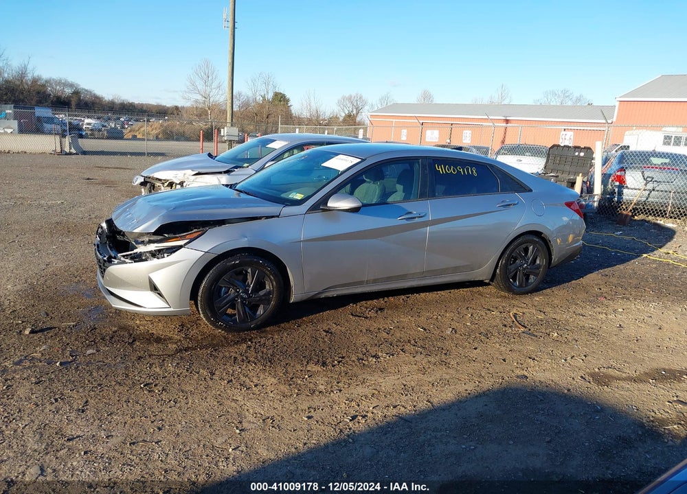 2022 HYUNDAI ELANTRA SEL VIN: 5NPLM4AG4NH059194