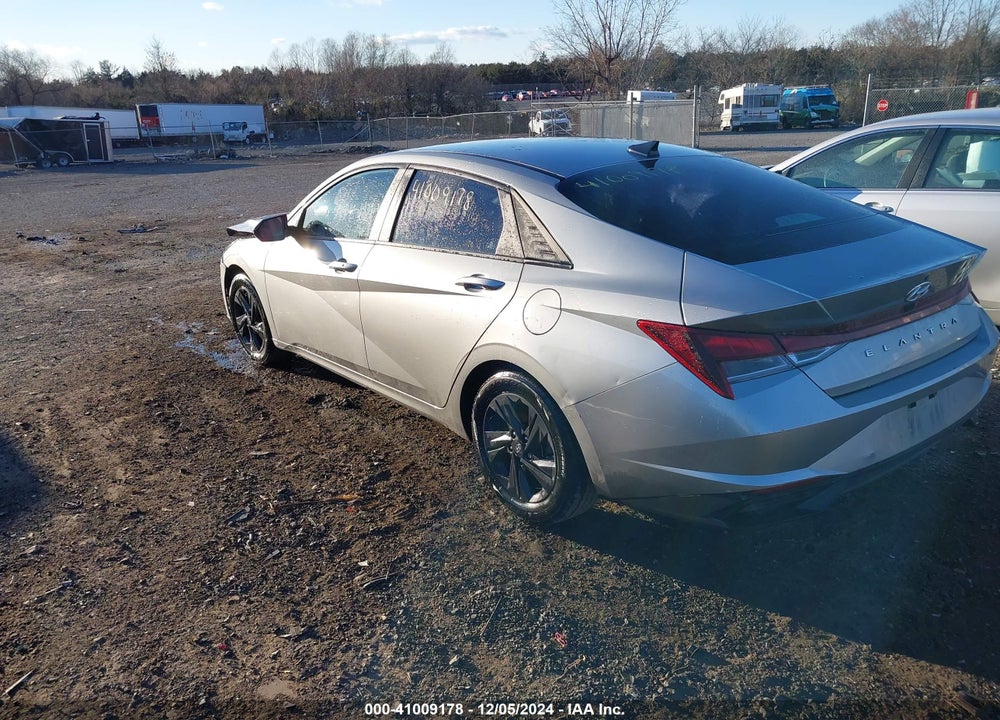 2022 HYUNDAI ELANTRA SEL VIN: 5NPLM4AG4NH059194