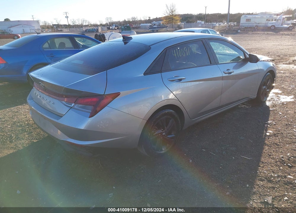 2022 HYUNDAI ELANTRA SEL VIN: 5NPLM4AG4NH059194