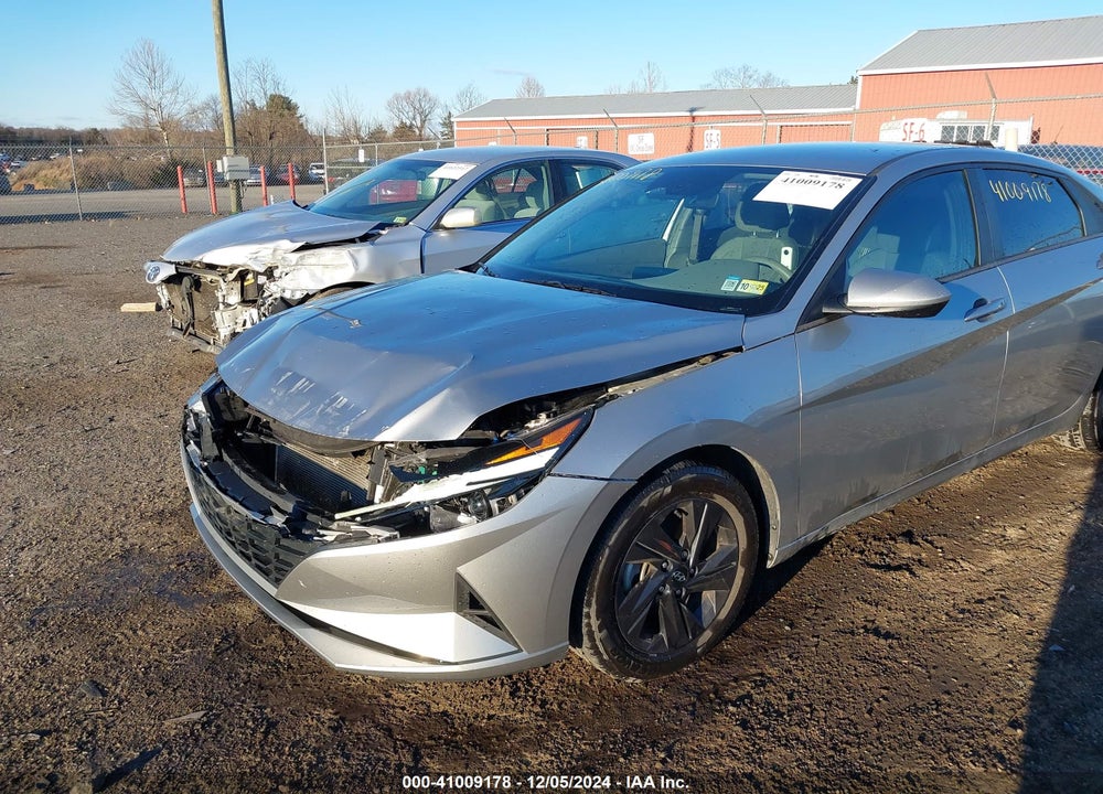 2022 HYUNDAI ELANTRA SEL VIN: 5NPLM4AG4NH059194
