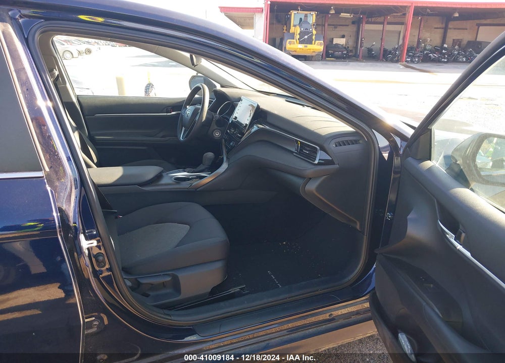 2022 TOYOTA CAMRY LE VIN: 4T1C11AK4NU658349