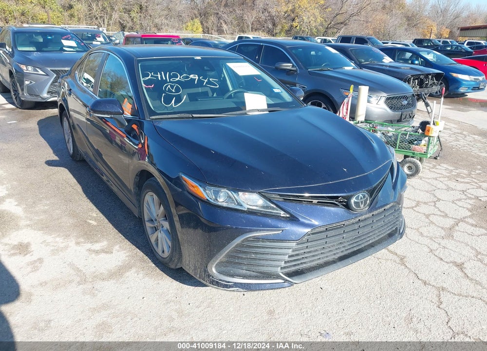 2022 TOYOTA CAMRY LE VIN: 4T1C11AK4NU658349