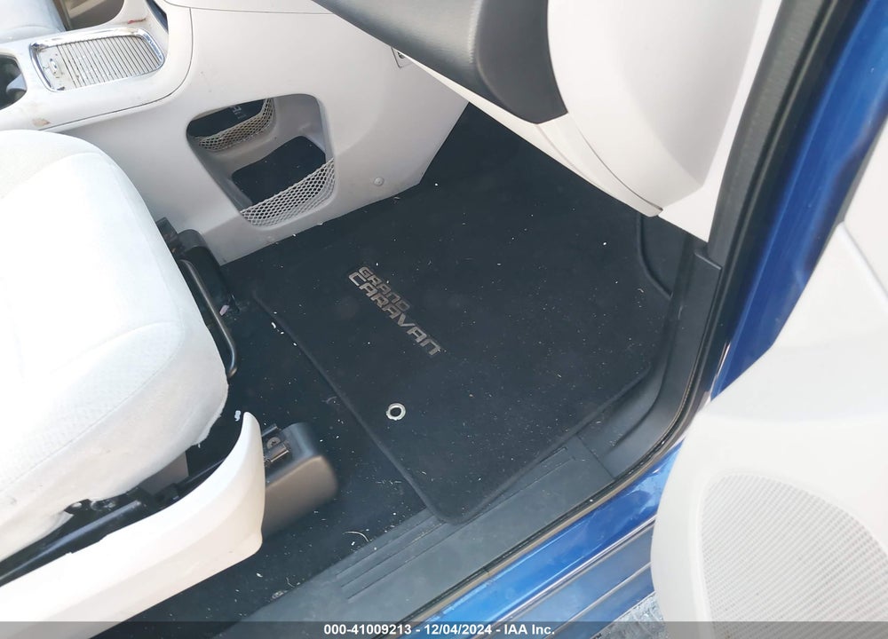 2013 DODGE GRAND CARAVAN SXT VIN: 2C4RDGCG7DR723174