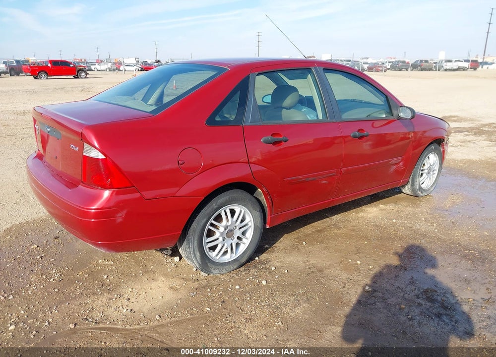 2005 FORD FOCUS ZX4 VIN: 1FAFP34N85W109376