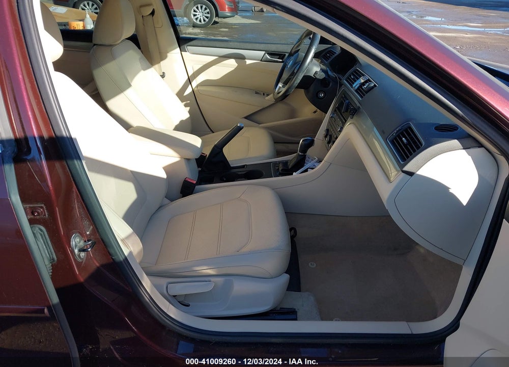 2014 VOLKSWAGEN PASSAT 1.8T WOLFSBURG EDITION VIN: 1VWAT7A33EC058264