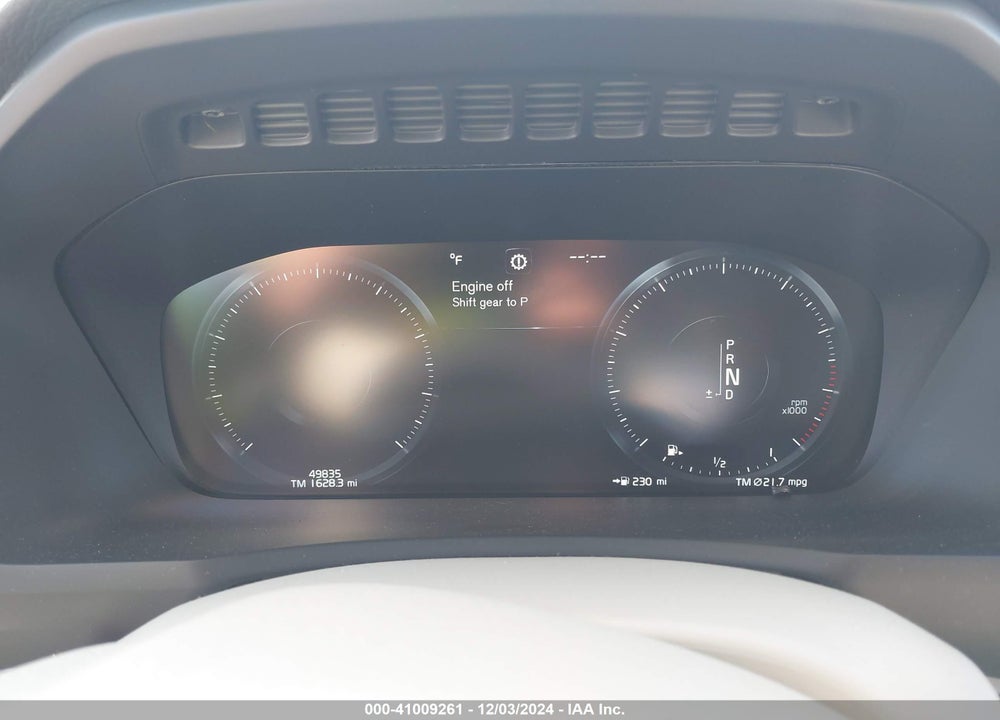 2022 VOLVO XC90 T5 MOMENTUM 7 PASSENGER VIN: YV4102CK8N1789154