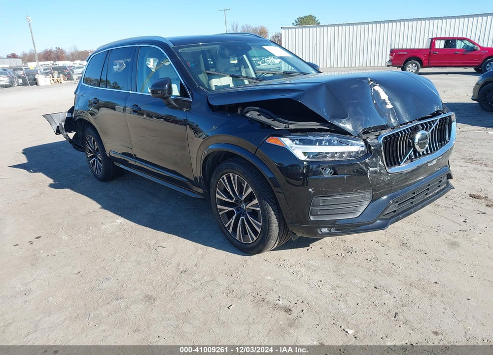 2022 VOLVO XC90 T5 MOMENTUM 7 PASSENGER VIN: YV4102CK8N1789154