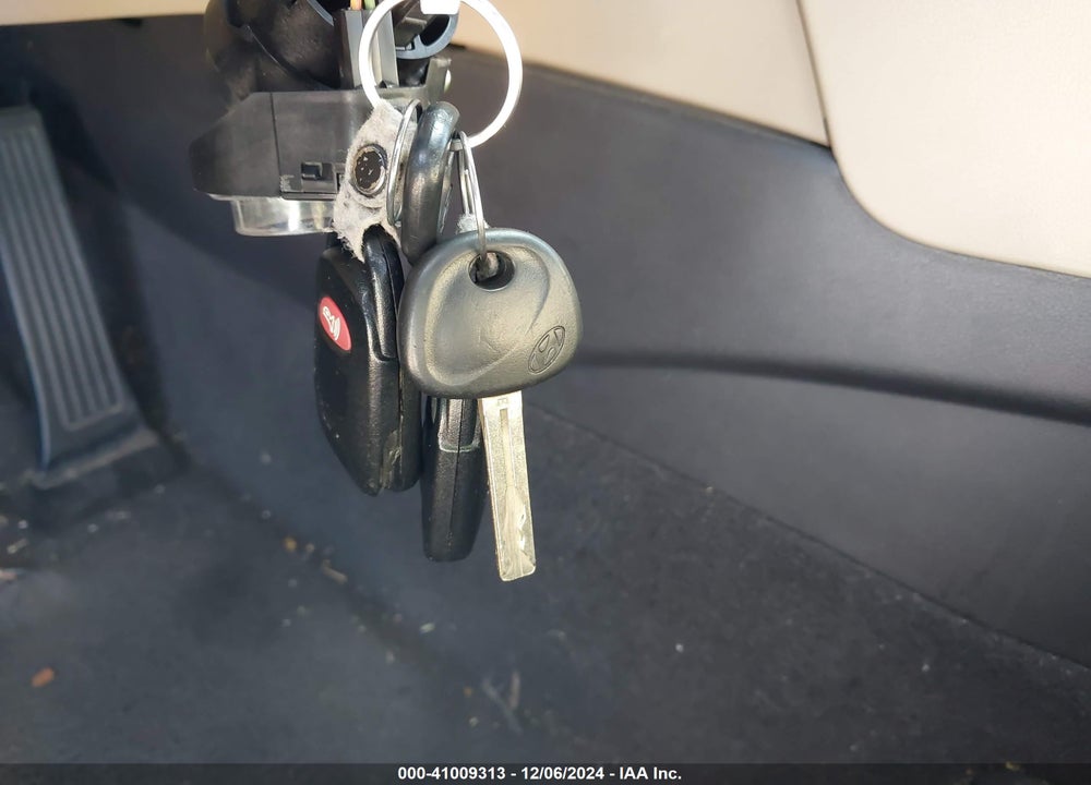 2014 HYUNDAI SONATA GLS VIN: 5NPEB4AC8EH921912