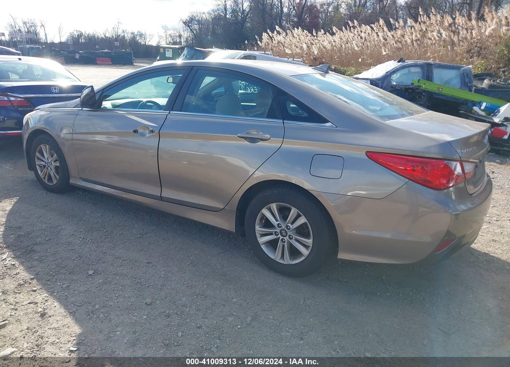 2014 HYUNDAI SONATA GLS VIN: 5NPEB4AC8EH921912