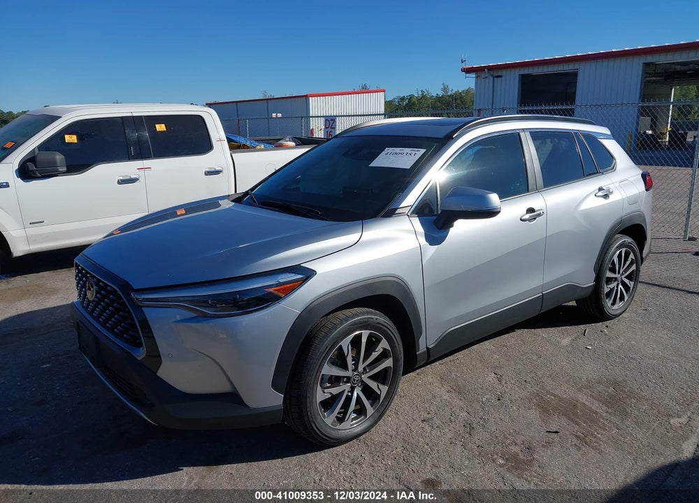 2022 TOYOTA COROLLA CROSS XLE VIN: 7MUDAAAG3NV031155