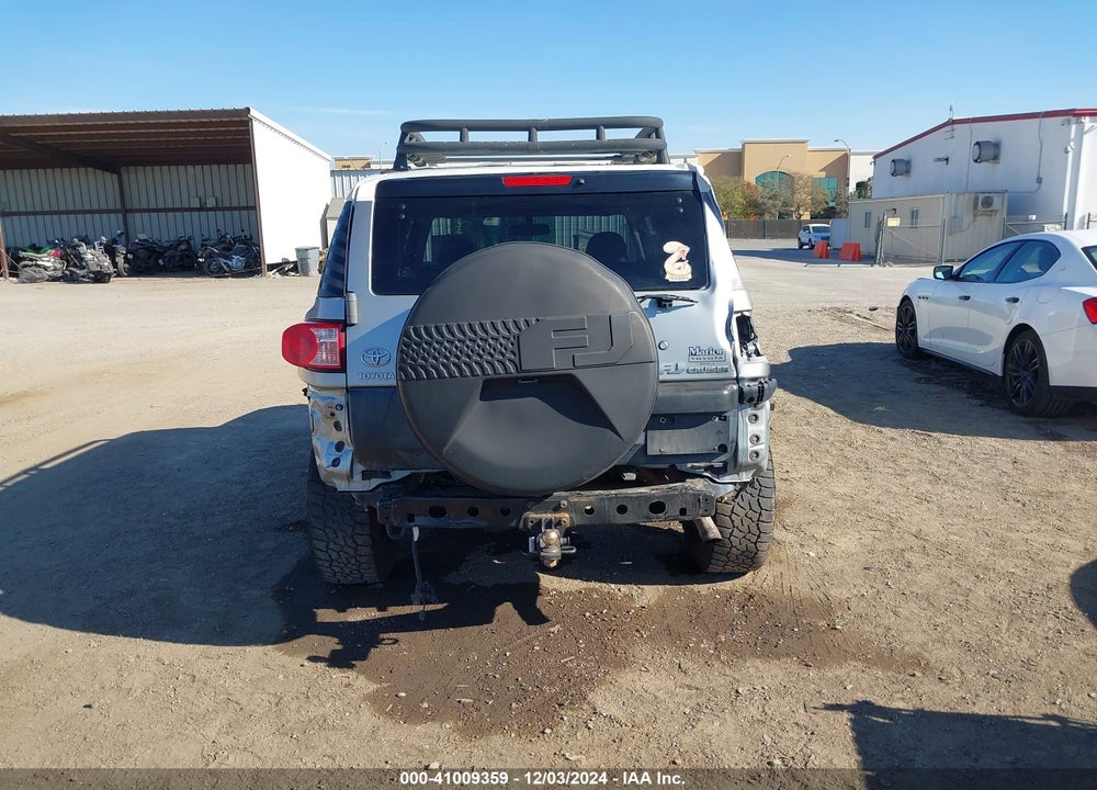 2010 TOYOTA FJ CRUISER VIN: JTEBU4BF4AK084623