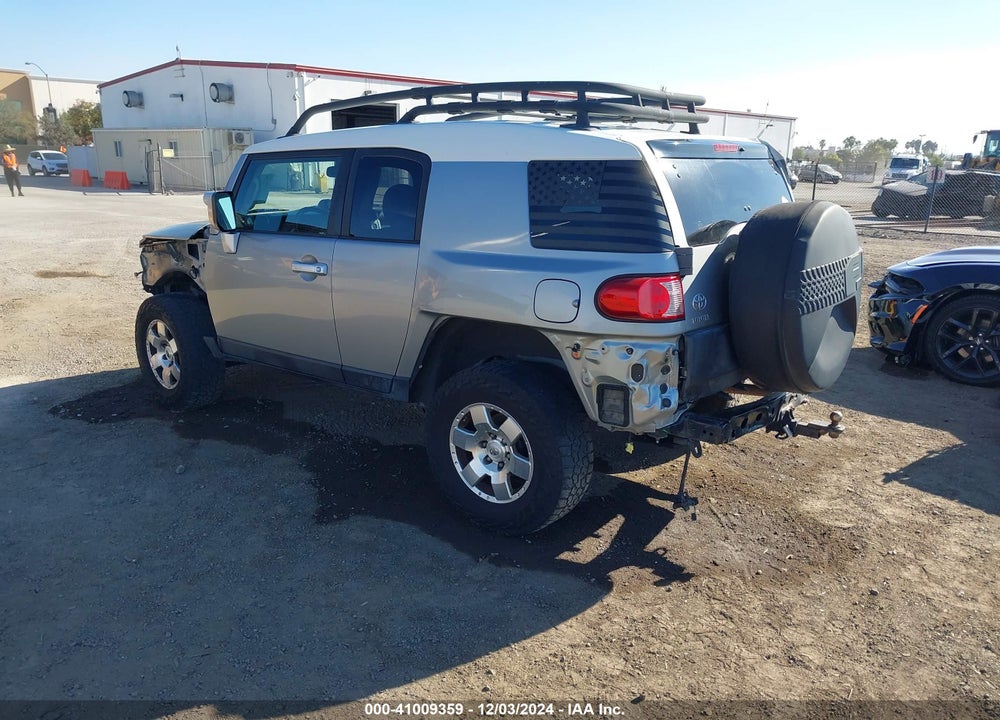 2010 TOYOTA FJ CRUISER VIN: JTEBU4BF4AK084623