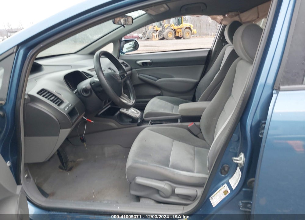 2011 HONDA CIVIC LX VIN: 19XFA1F5XBE046901