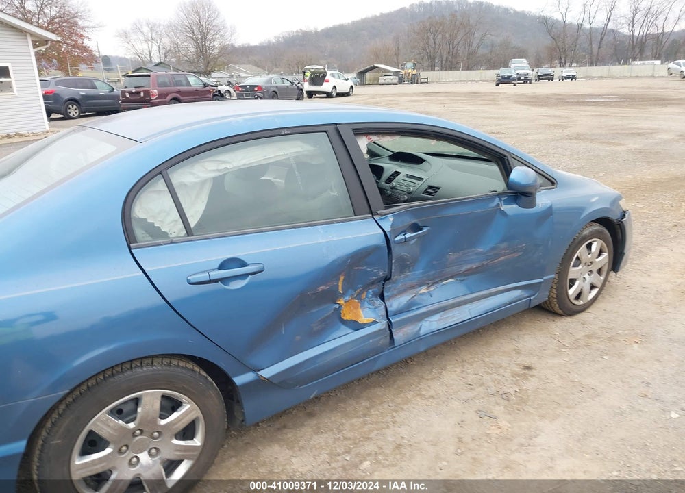2011 HONDA CIVIC LX VIN: 19XFA1F5XBE046901