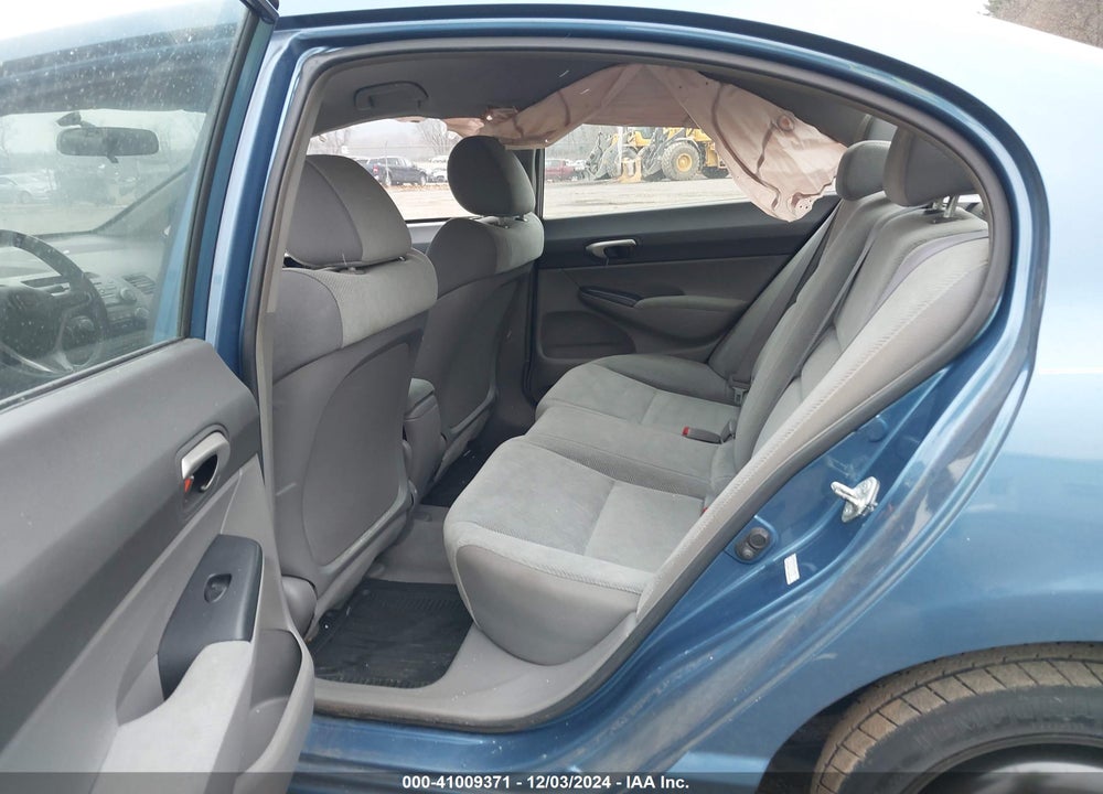 2011 HONDA CIVIC LX VIN: 19XFA1F5XBE046901