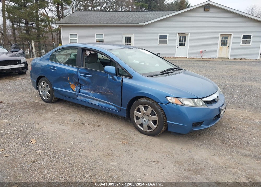 2011 HONDA CIVIC LX VIN: 19XFA1F5XBE046901