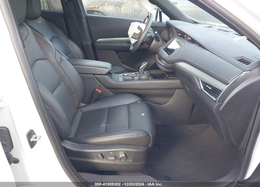 2022 CADILLAC XT4 AWD PREMIUM LUXURY VIN: 1GYFZDR49NF105003