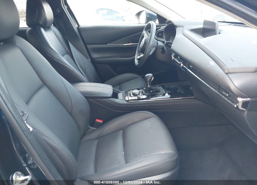 2023 MAZDA CX-30 VIN: 3MVDMBCM1PM587928