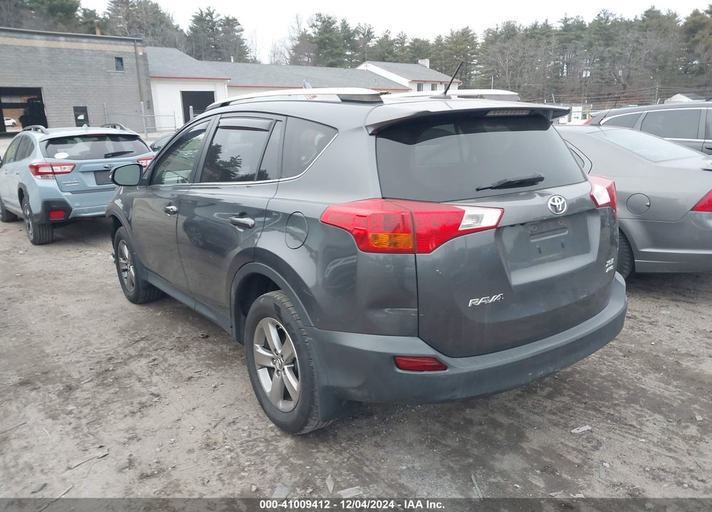 2015 TOYOTA RAV4 XLE VIN: JTMRFREV4FD143811
