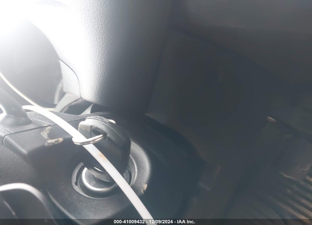 2013 FORD FOCUS SE VIN: 1FADP3F21DL288855